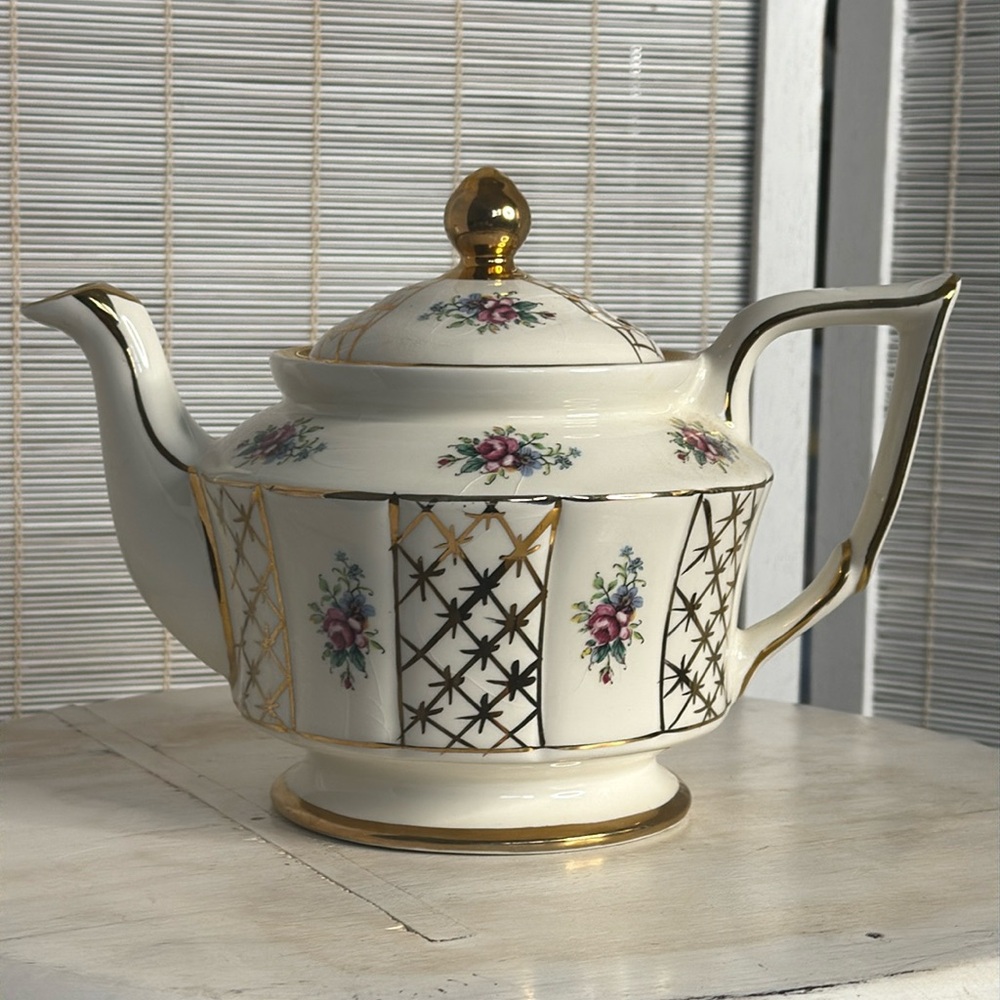 Arthur Wood England gold floral vintage teapot